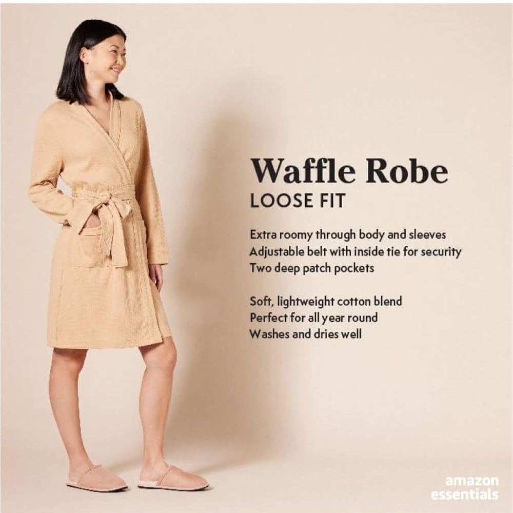 Amazon Essentials White Waffle Robe - Picture 2 of 4